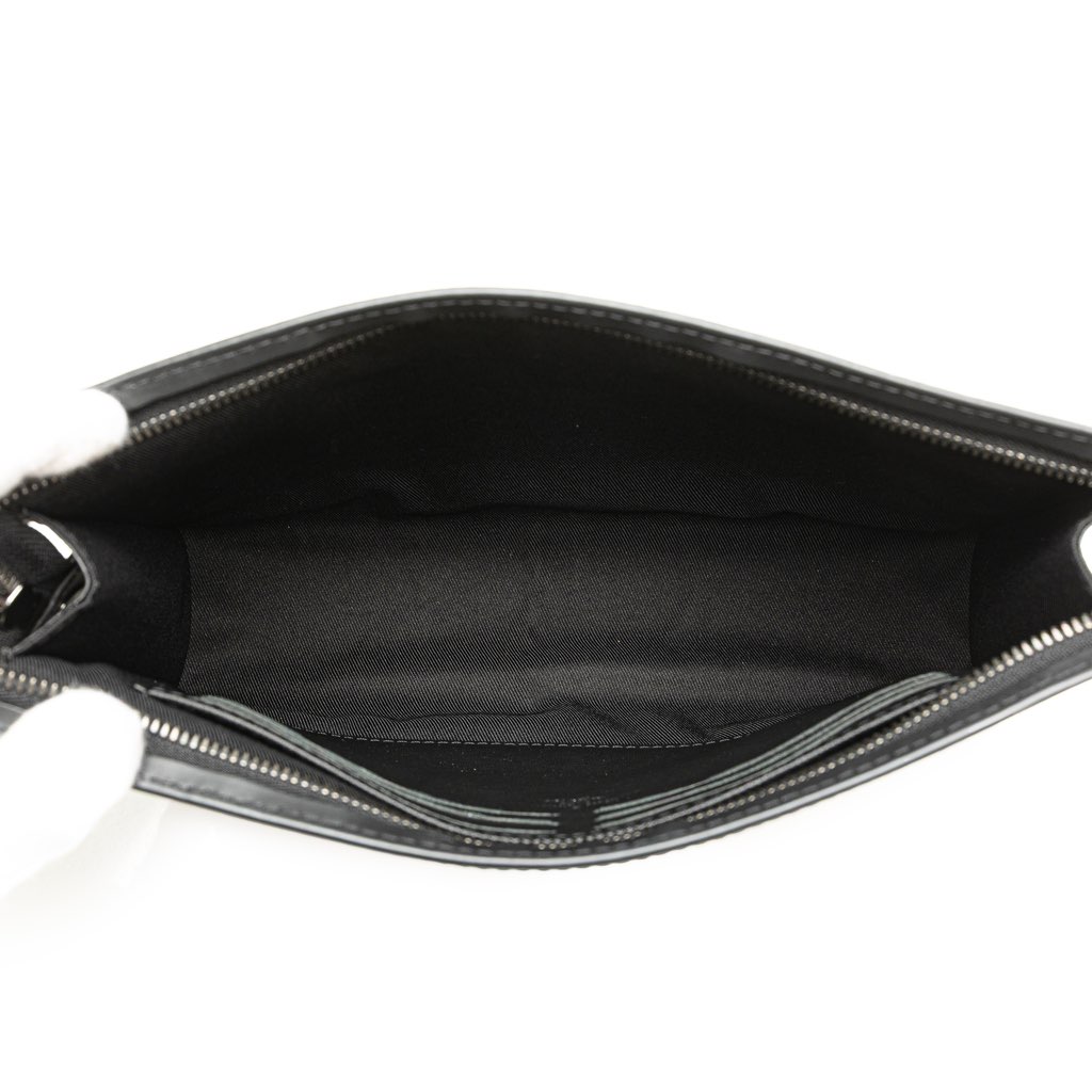 Louis Vuitton Monogram Eclipse Reverse Pochette Voyage MM - 4