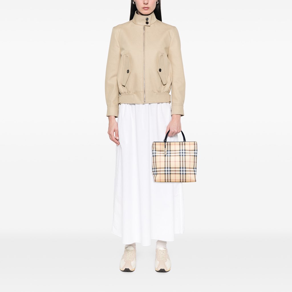 Burberry House Check Coated Canvas Tote - Image 15