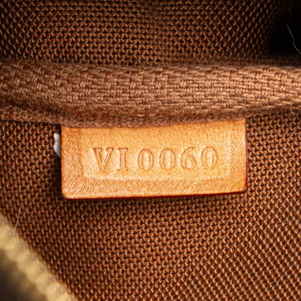 Louis Vuitton Monogram Pochette Accessoires - Detail 1