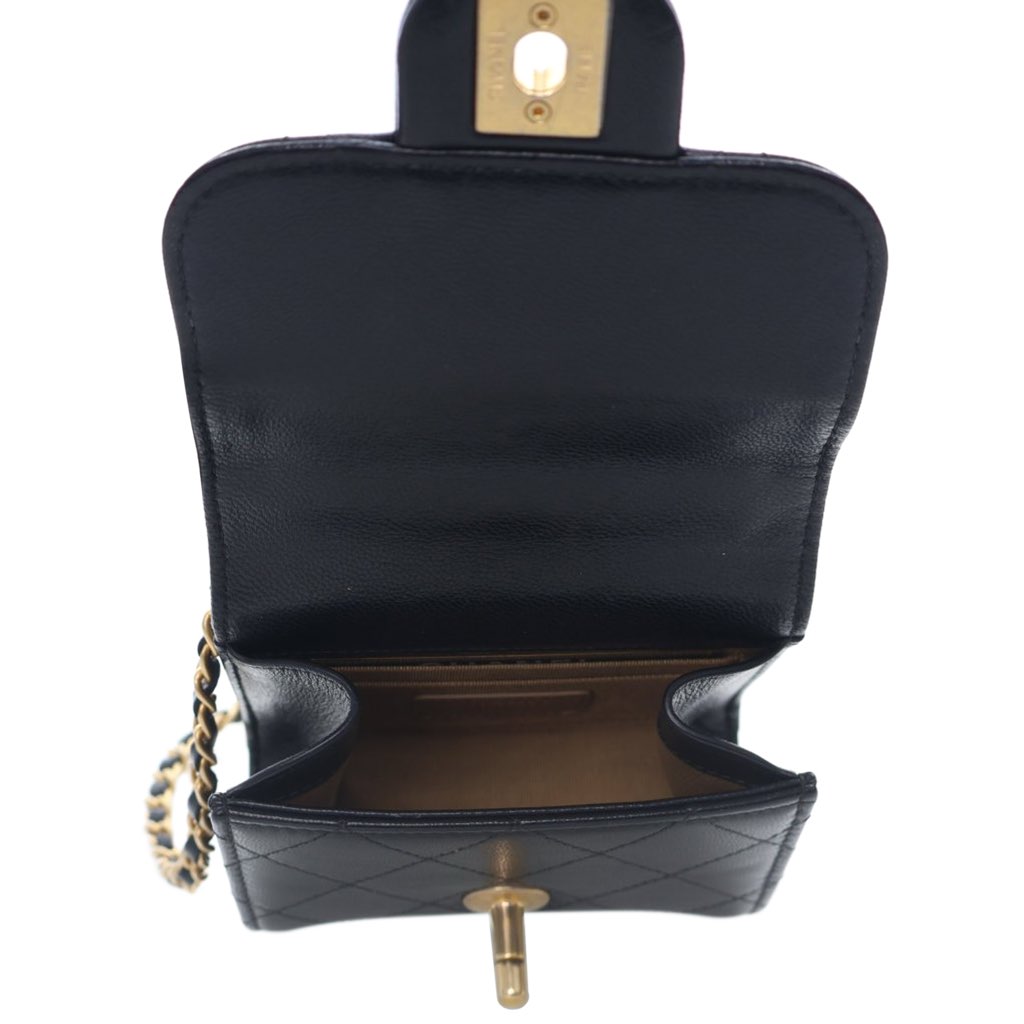 Chanel Mini Goatskin Chic Pearls Clutch On Chain - 4