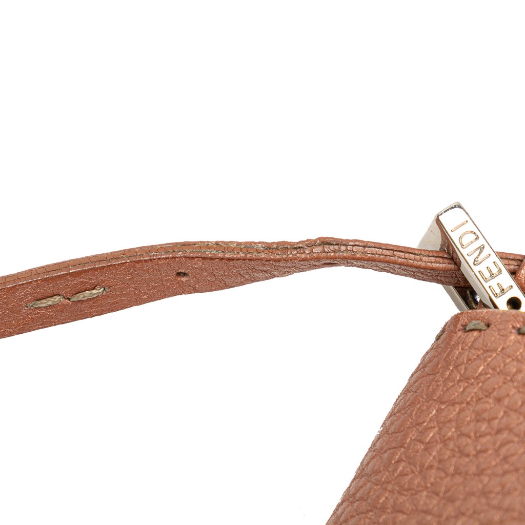 Fendi Leather Selleria Baguette - Detail 2
