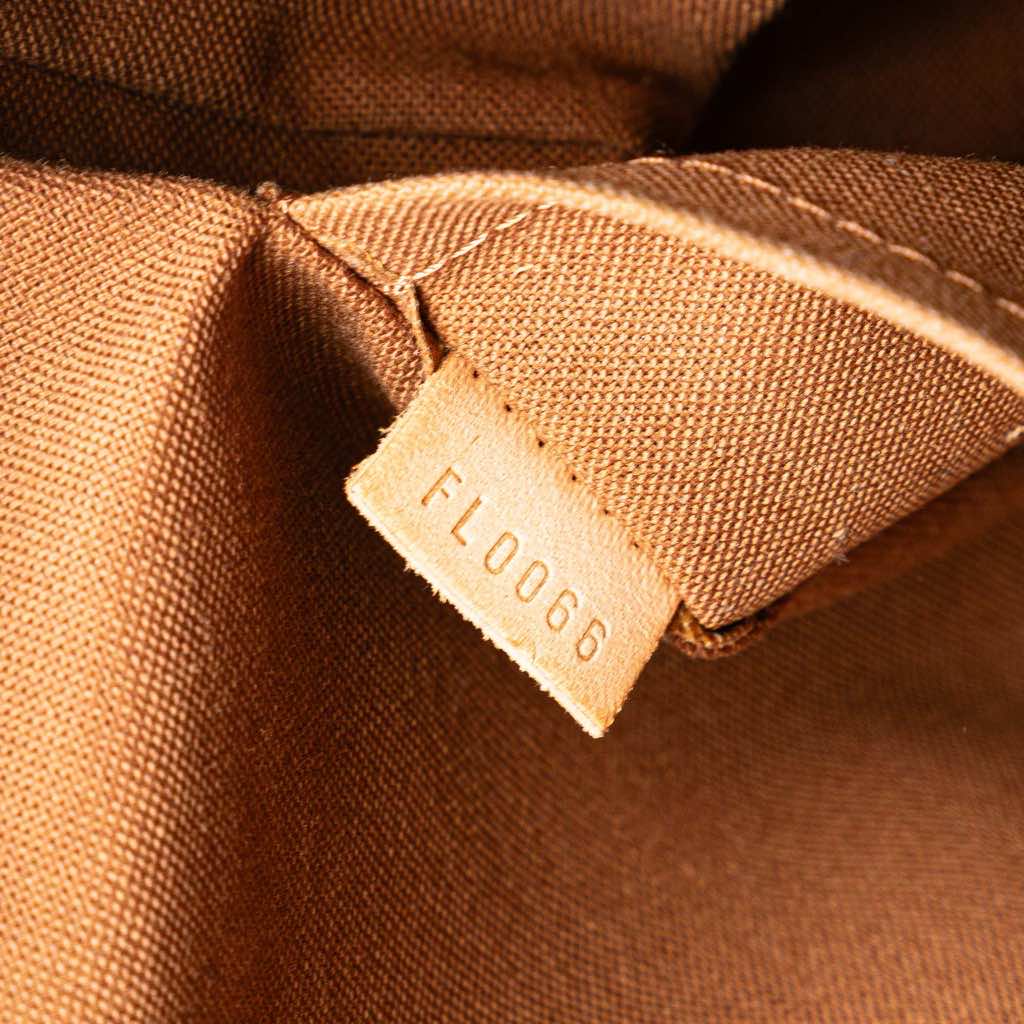 Louis Vuitton Monogram Lockit PM - Detail 1