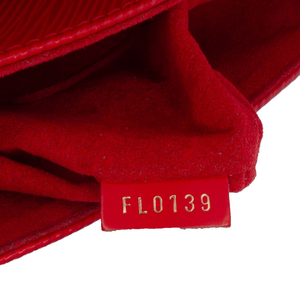 Louis Vuitton Epi Locky BB - Detail 2