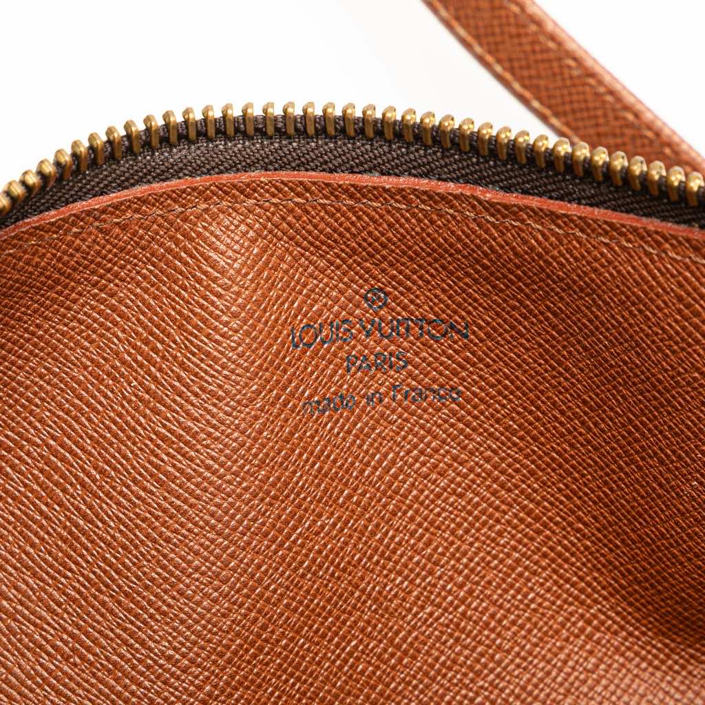 Louis Vuitton Monogram Papillon 26 - 5