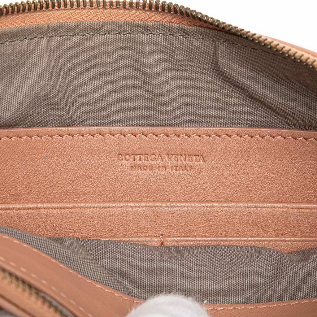 Bottega Veneta Nappa Intrecciato Clutch - 5