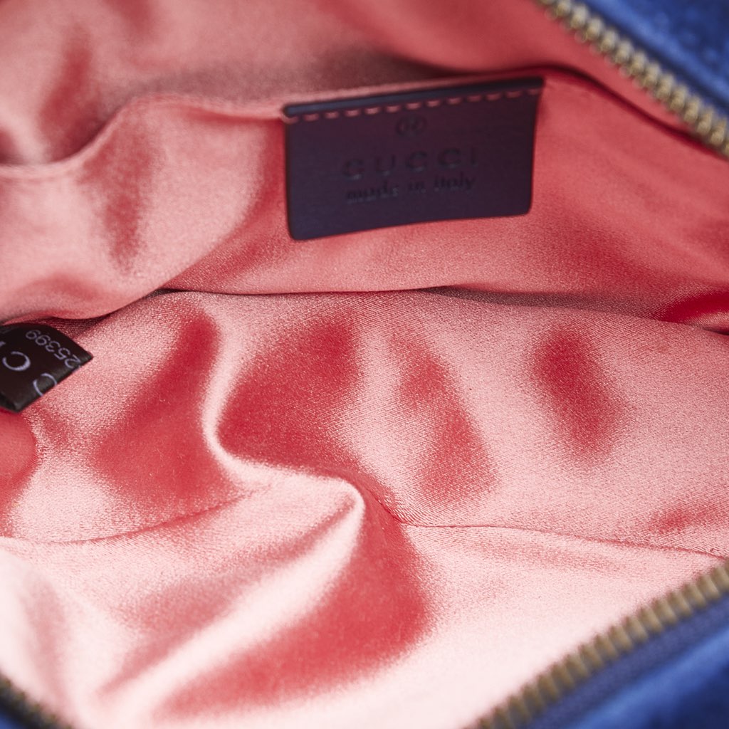 Gucci GG Marmont Velvet Matelasse Belt Bag - Side view