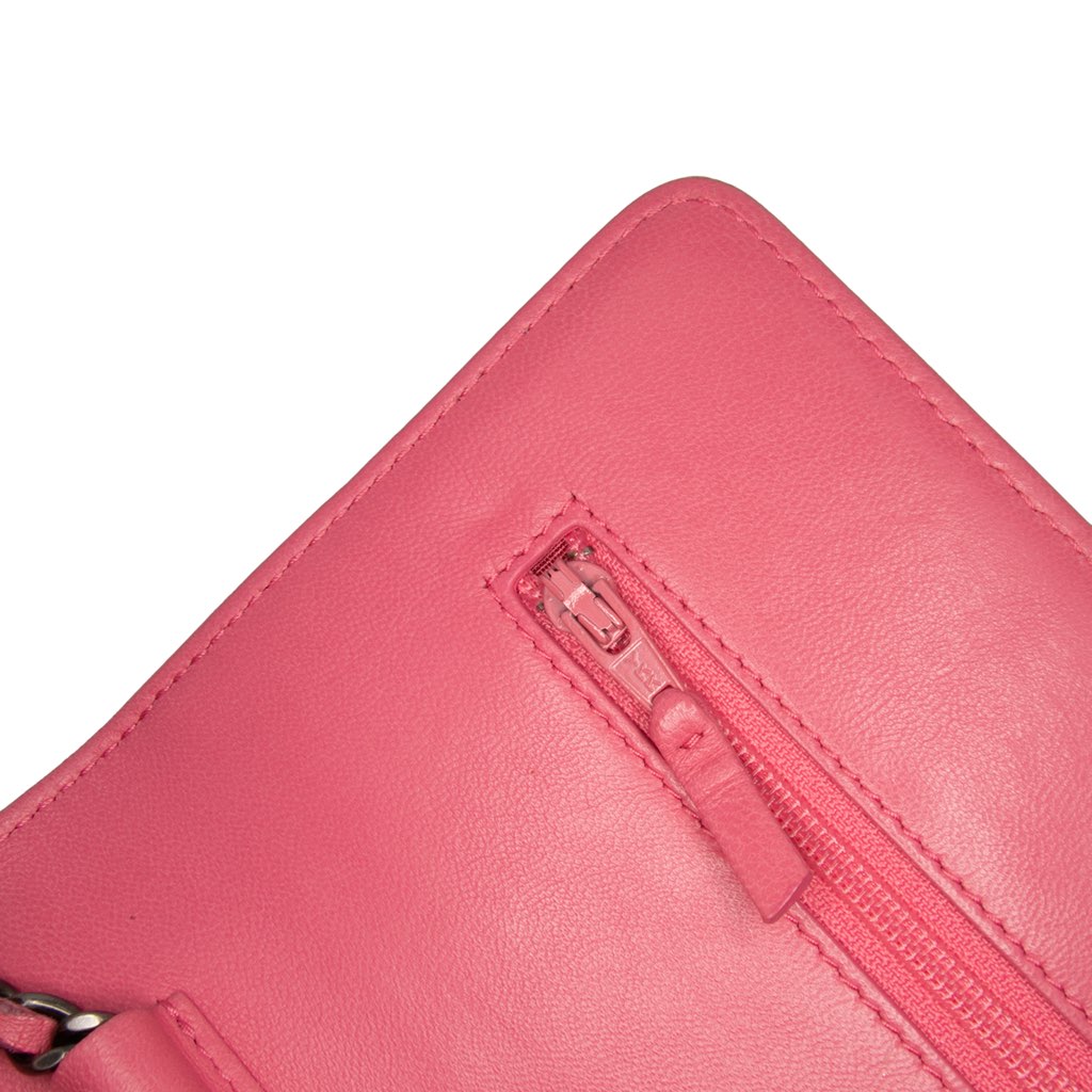 Chanel Lambskin Boy Wallet On Chain - Detail 2