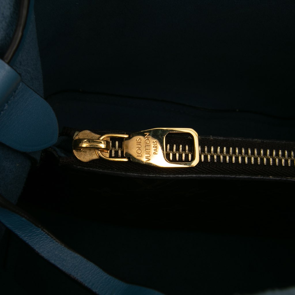 Louis Vuitton Monogram Neonoe MM - Side view