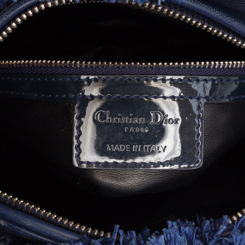 Dior Medium Tweed Lady Dior - Side view