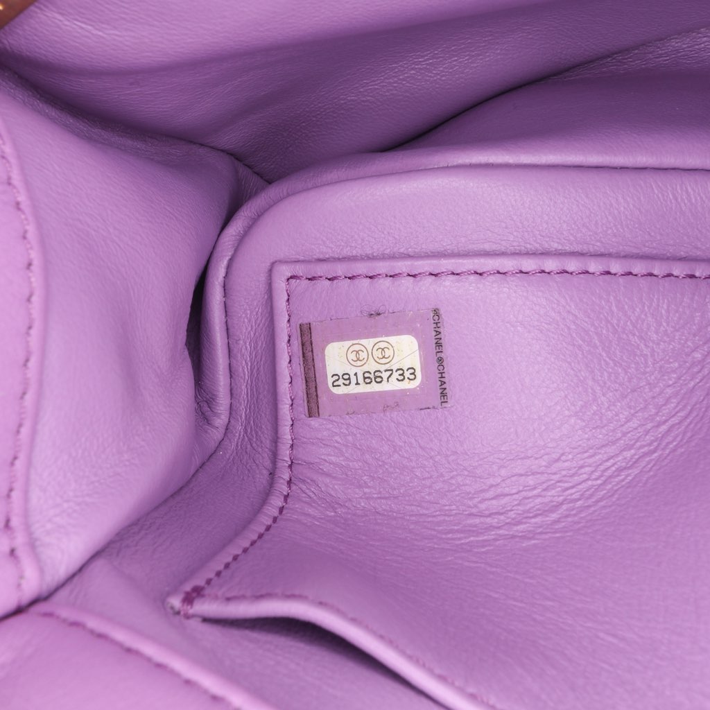 Chanel Medium Tweed CC Filigree Flap - Detail 1