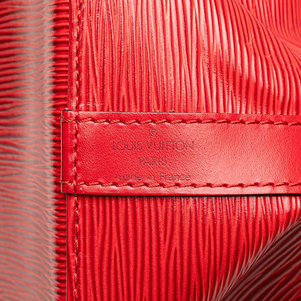 Louis Vuitton Epi Petit Noe - Side view