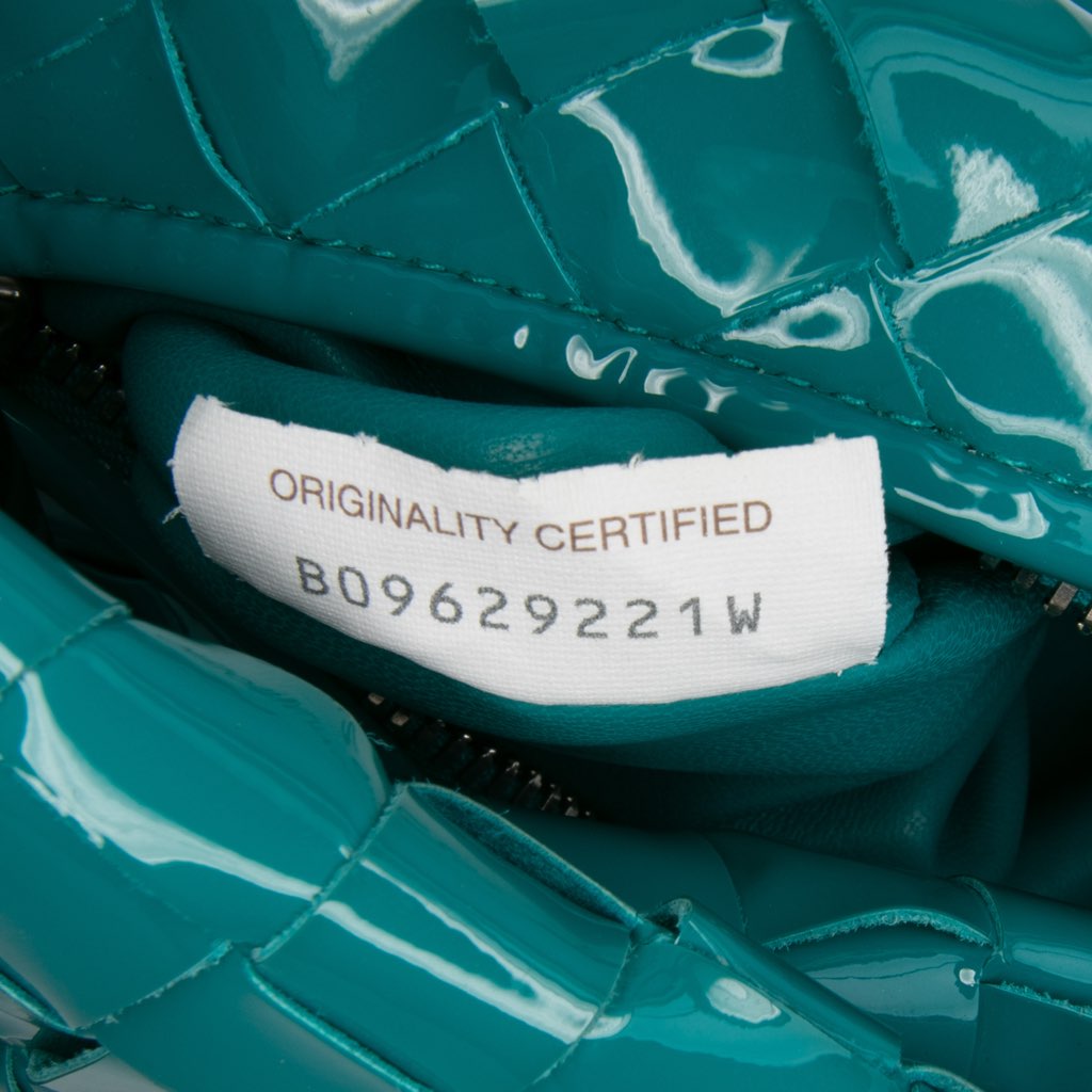 Bottega Veneta Mini Patent Intrecciato Jodie - Side view