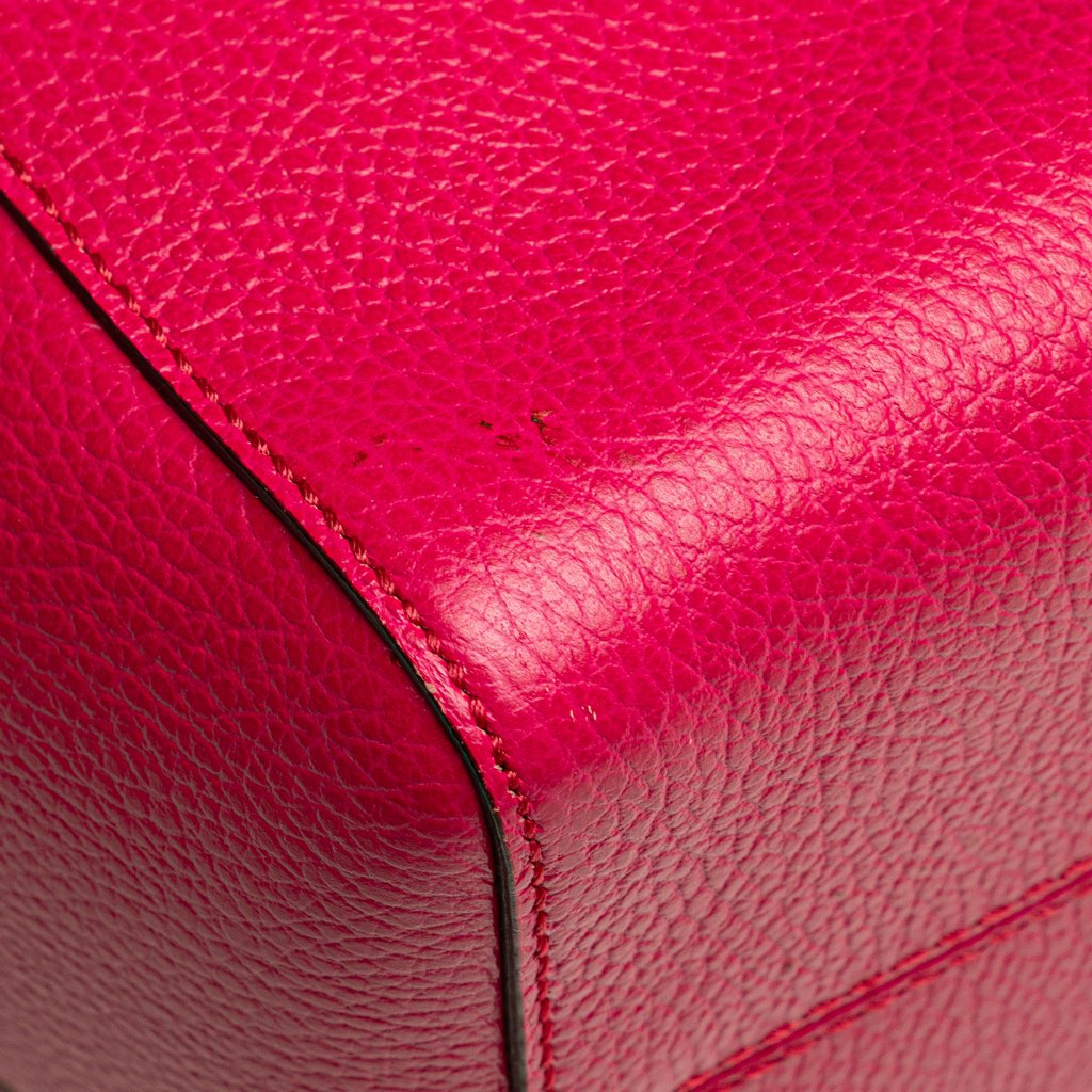 Gucci Medium Dollar Calfskin Swing Tote - Image 11