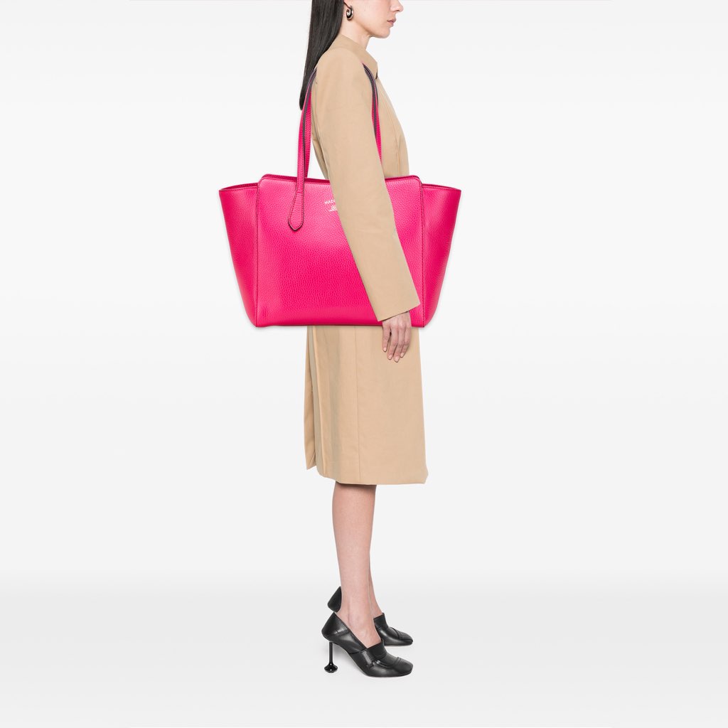 Gucci Medium Dollar Calfskin Swing Tote - Image 12