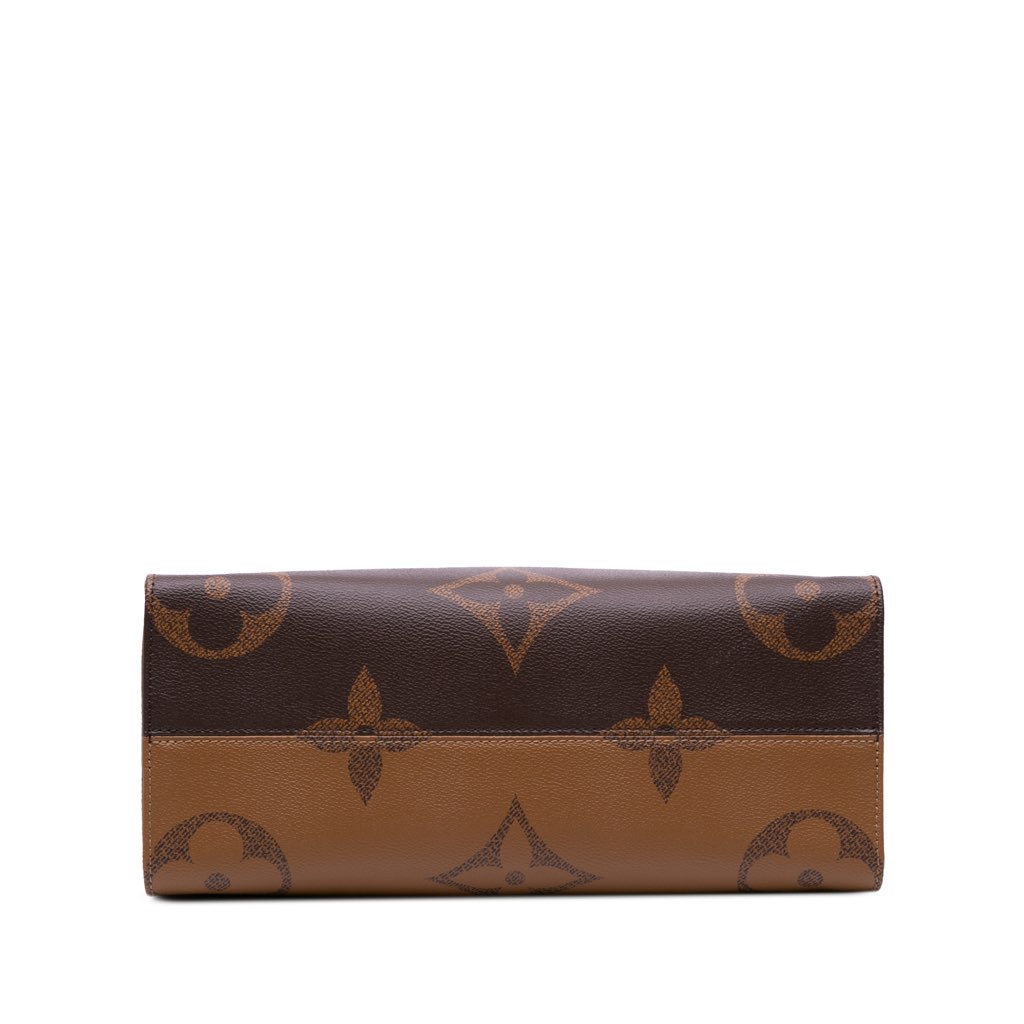 Louis Vuitton Monogram Giant OnTheGo MM - 3