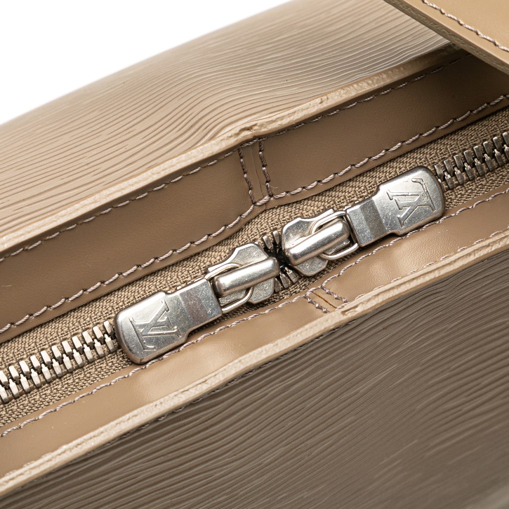 Louis Vuitton Epi Lussac - Image 11