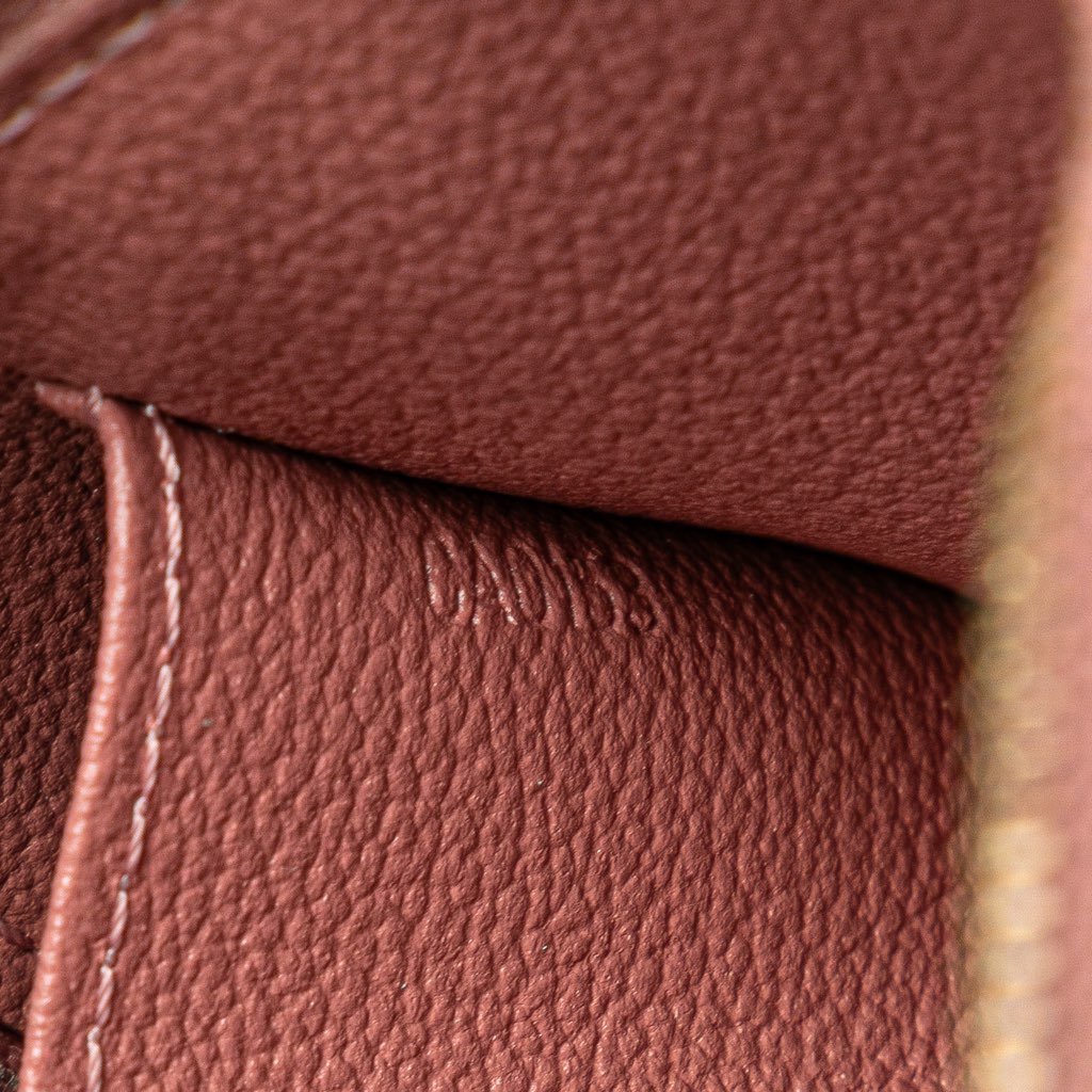 Louis Vuitton Monogram Vernis Ikat Cosmetic Pouch - Detail 1