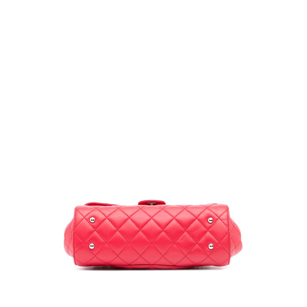 Chanel CC Quilted Lambskin Kisslock Frame Flap Tote - 3