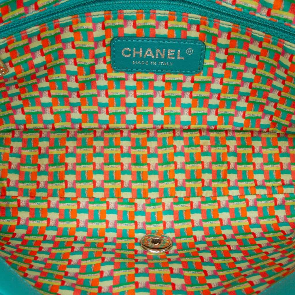 Chanel Paris-Seoul Medium Lambskin Coco Rain Flap - 4