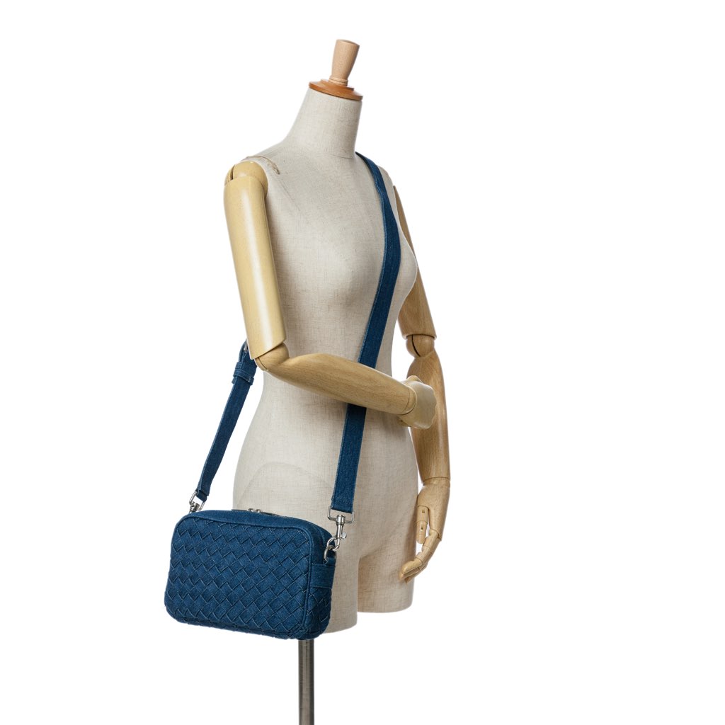 Bottega Veneta Small Denim Intreccio Camera Bag - Image 12