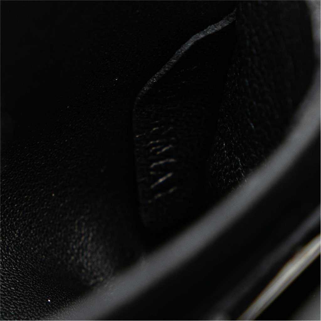 Valentino Nappa Rockstud Va Va Voom Clutch on Chain - Detail 1