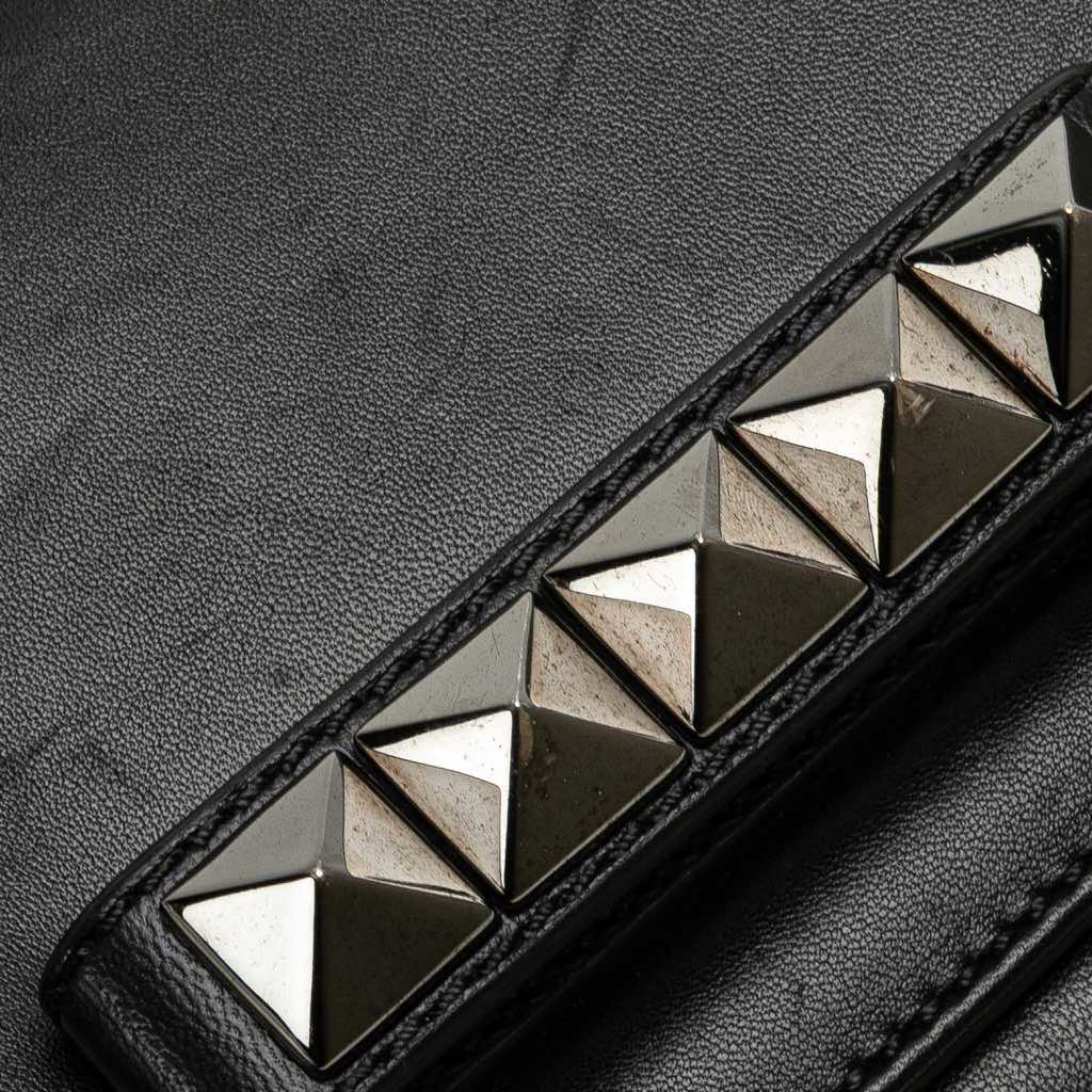 Valentino Nappa Rockstud Va Va Voom Clutch on Chain - Detail 2