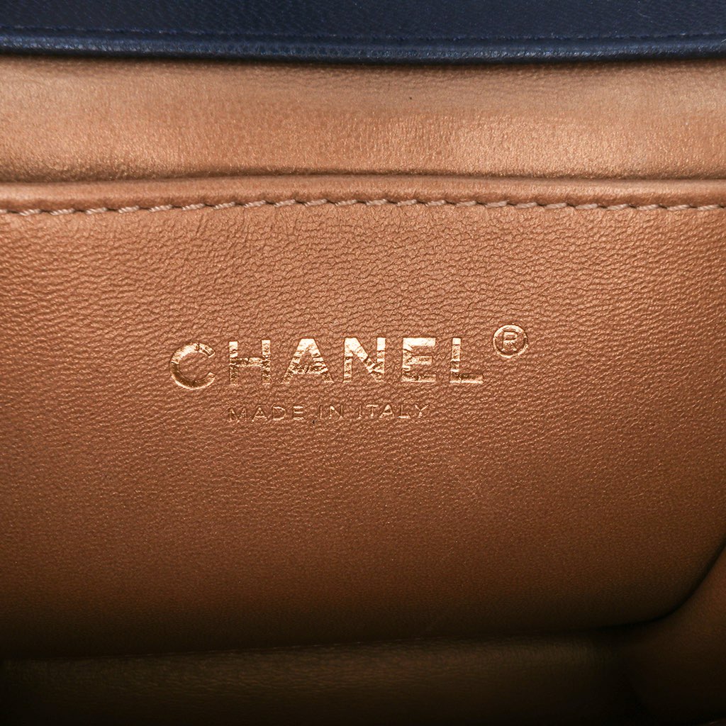 Chanel Small Lambskin Chic Pearls Flap - 5