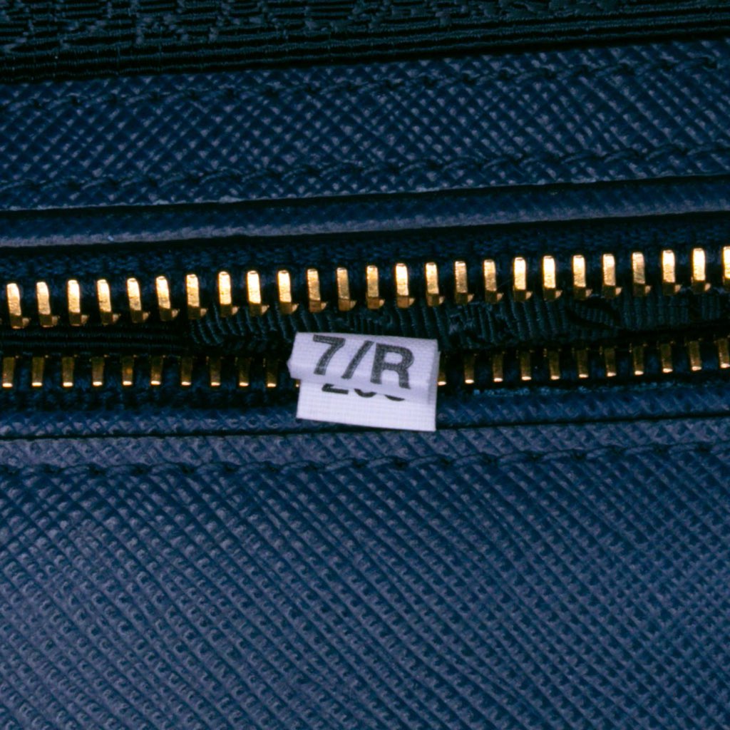 Prada Saffiano Lux Galleria Double Zip Front Pocket Satchel - Detail 2