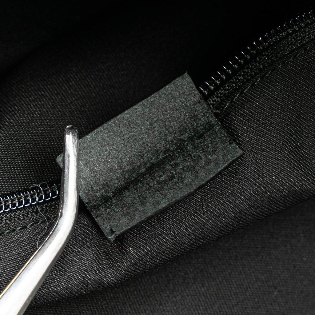 Gucci GG Nylon Crossbody - Detail 2