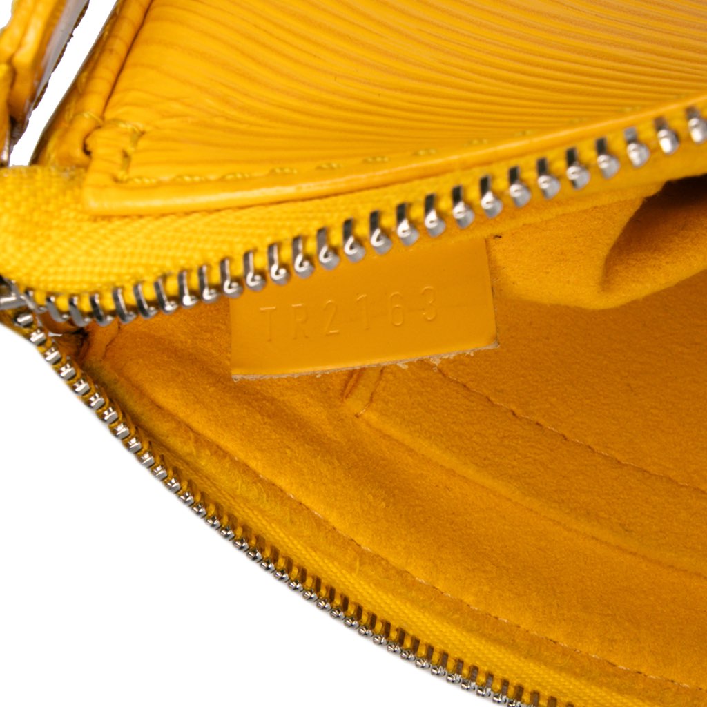 Louis Vuitton Epi Pochette Accessoires - Side view