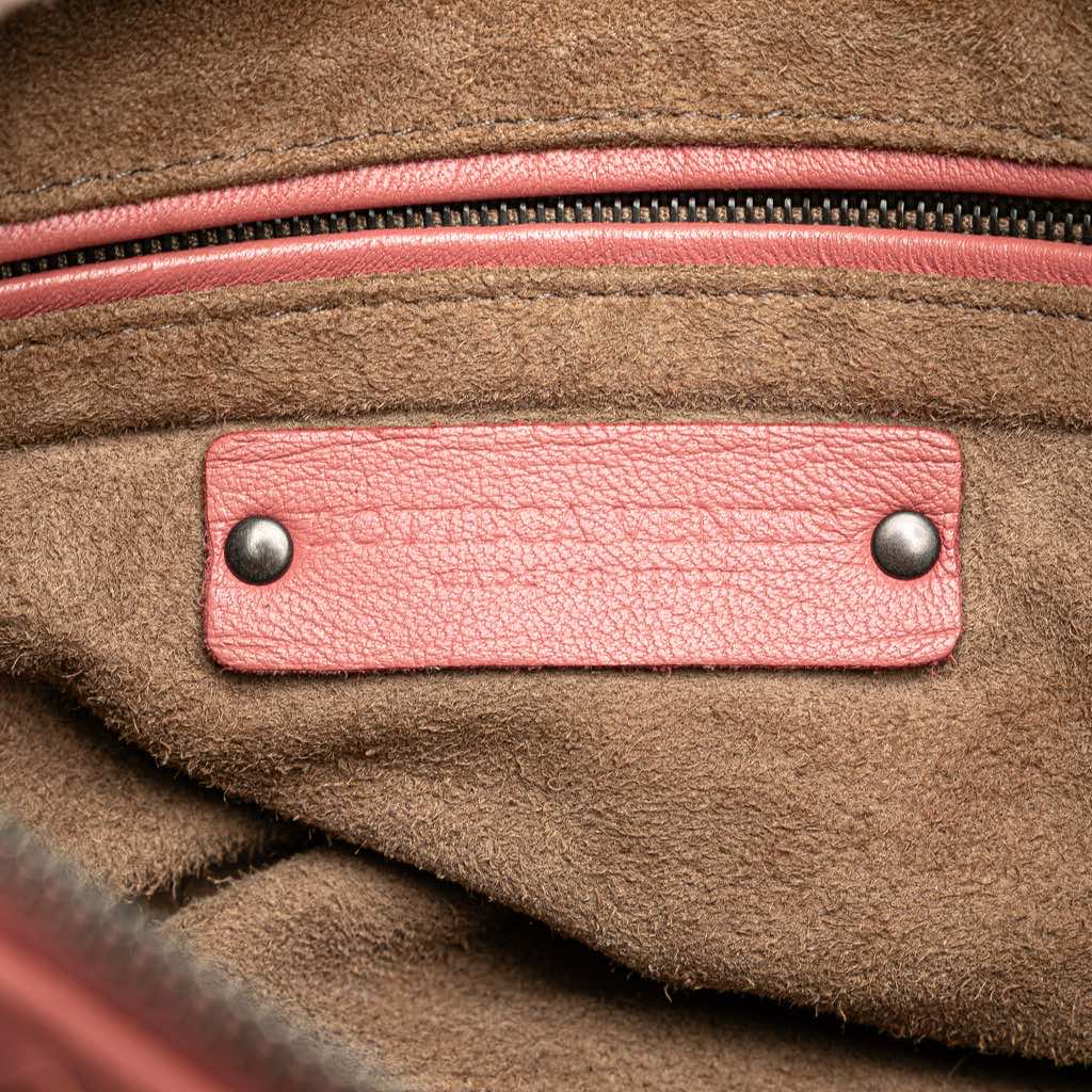 Bottega Veneta Nappa Intrecciato Bosto - Side view