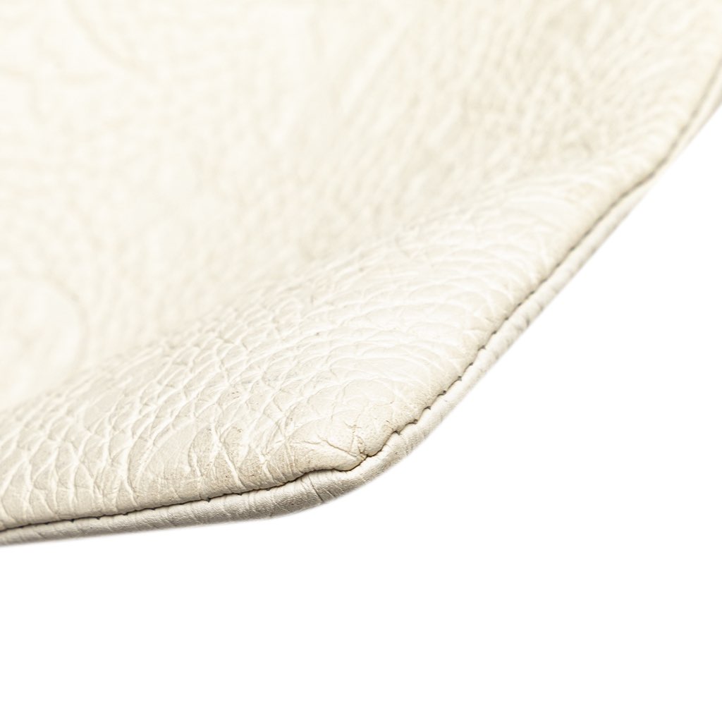 Louis Vuitton Monogram Taurillon A4 Pouch - Image 12