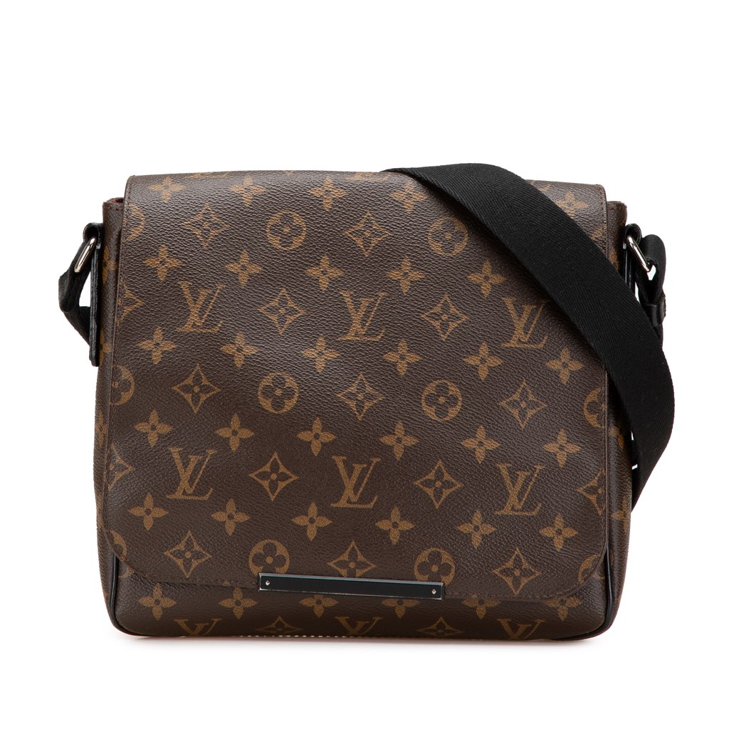 Louis Vuitton Monogram Macassar District PM