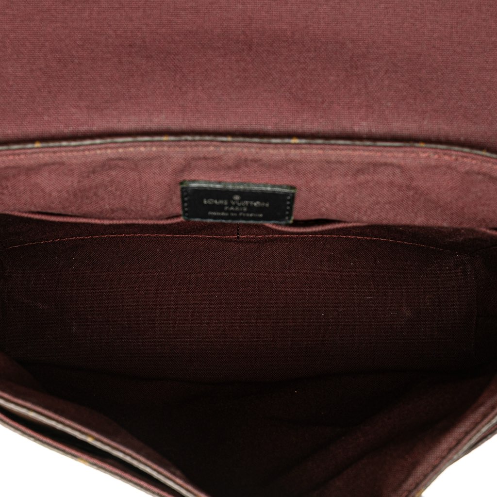 Louis Vuitton Monogram Macassar District PM - 4