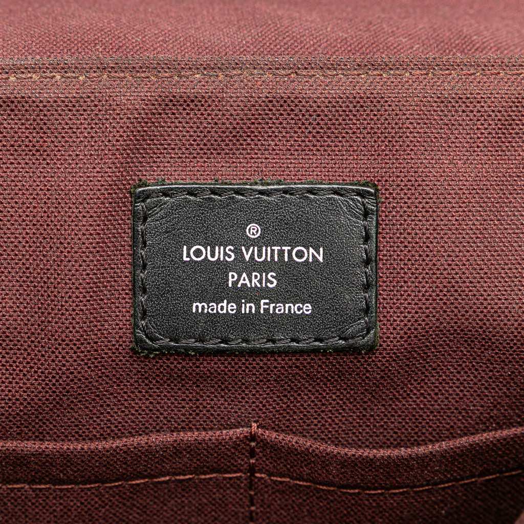 Louis Vuitton Monogram Macassar District PM - 5