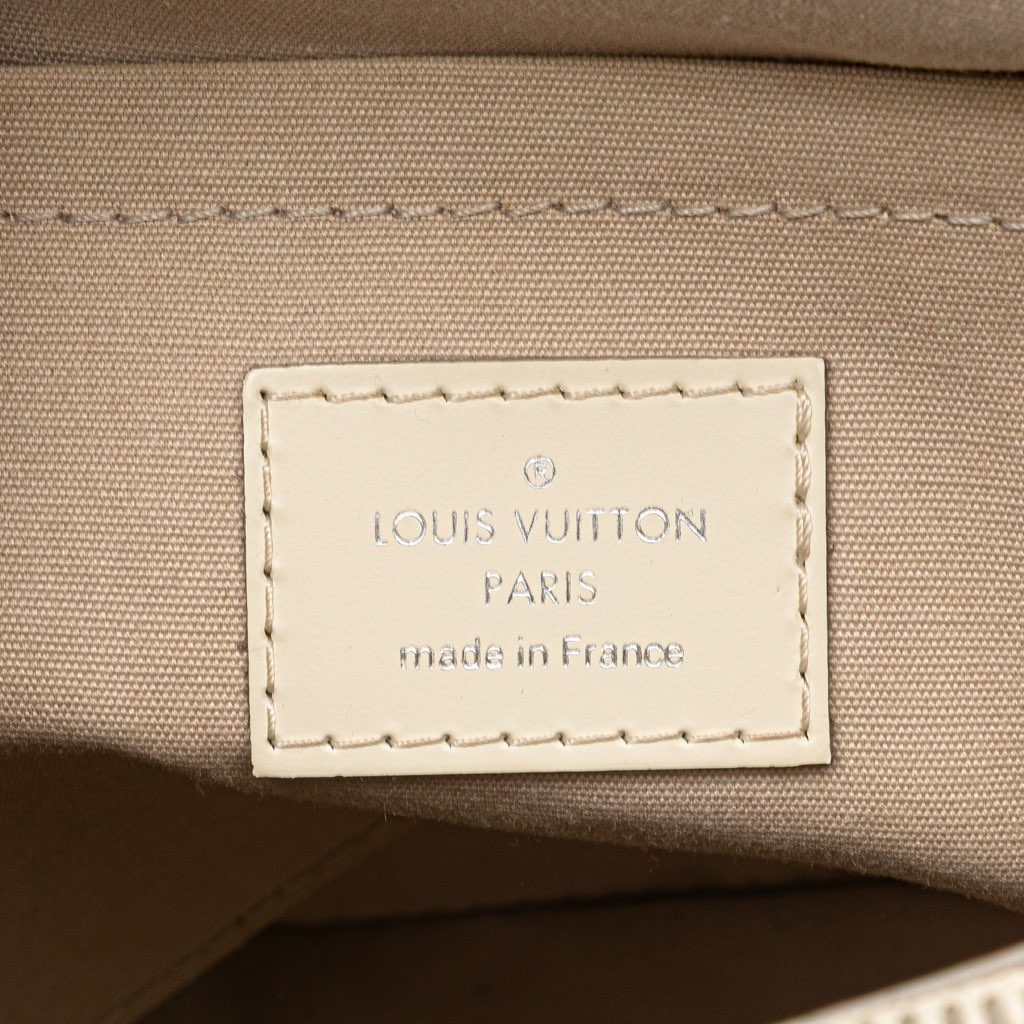 Louis Vuitton Epi Passy PM - Detail 1