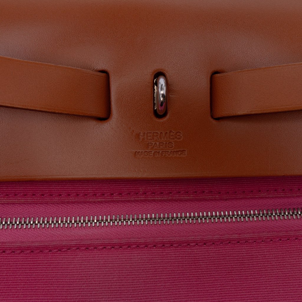 Hermès Toile Herbag Zip 31 - Side view