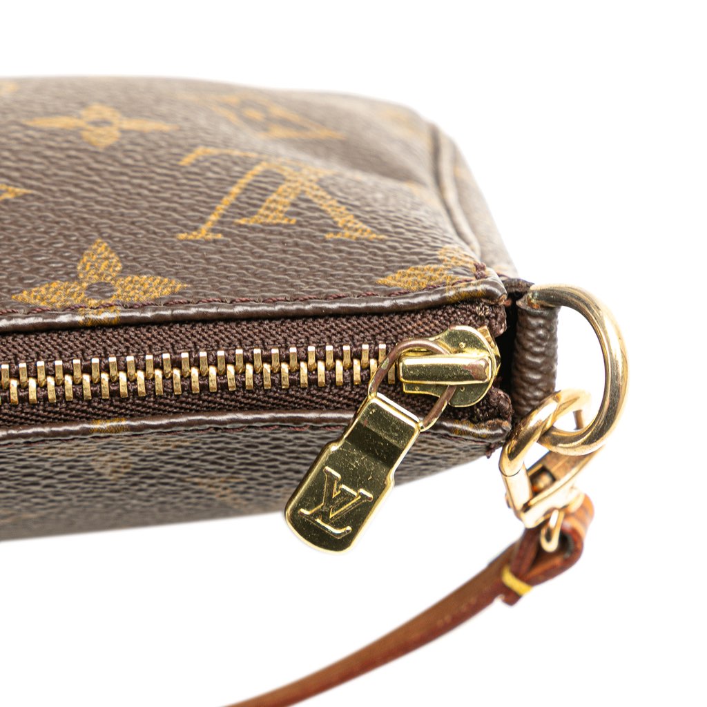Louis Vuitton Monogram Pochette Accessoires - Detail 2