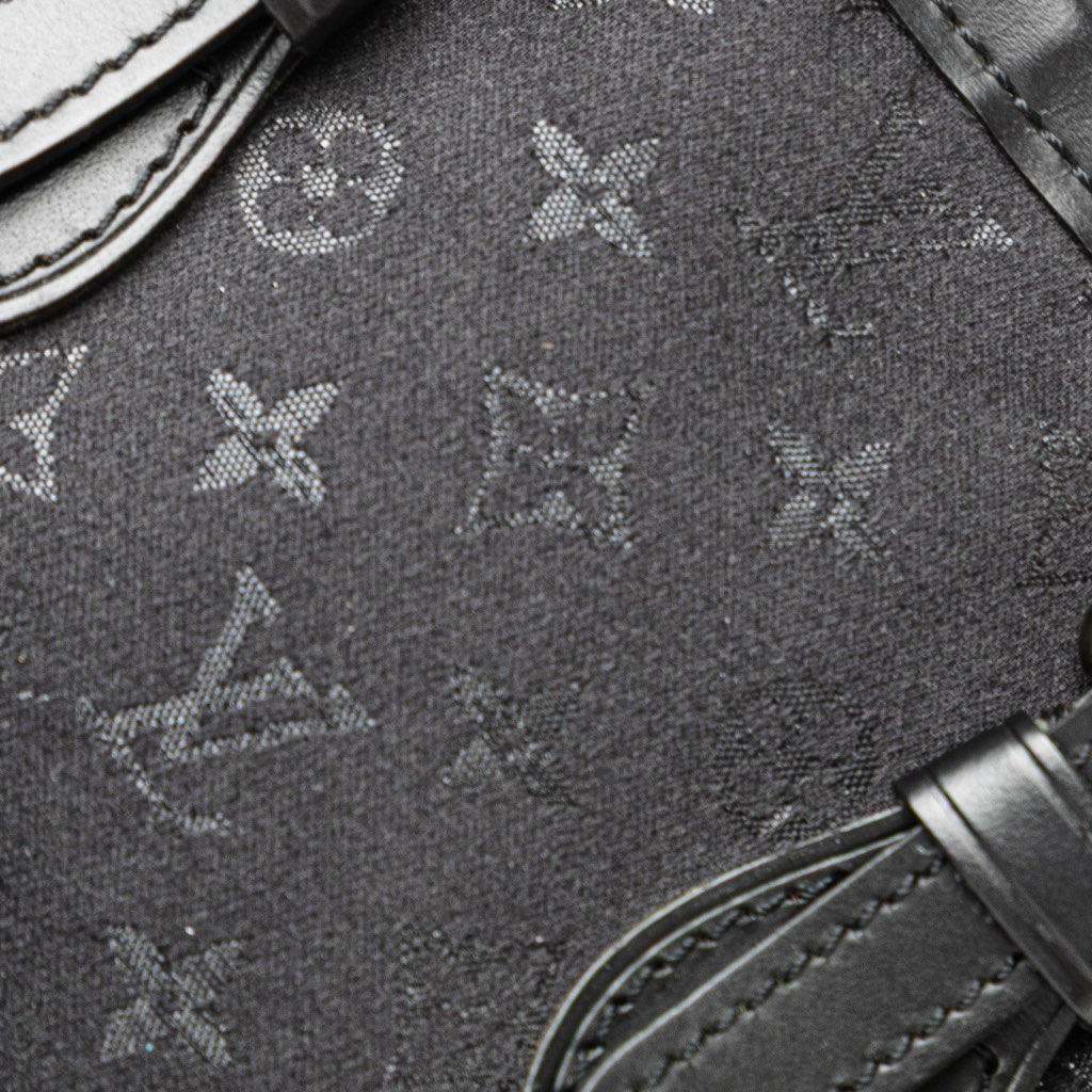 Louis Vuitton Monogram Mini Satin Bucket - Detail 2