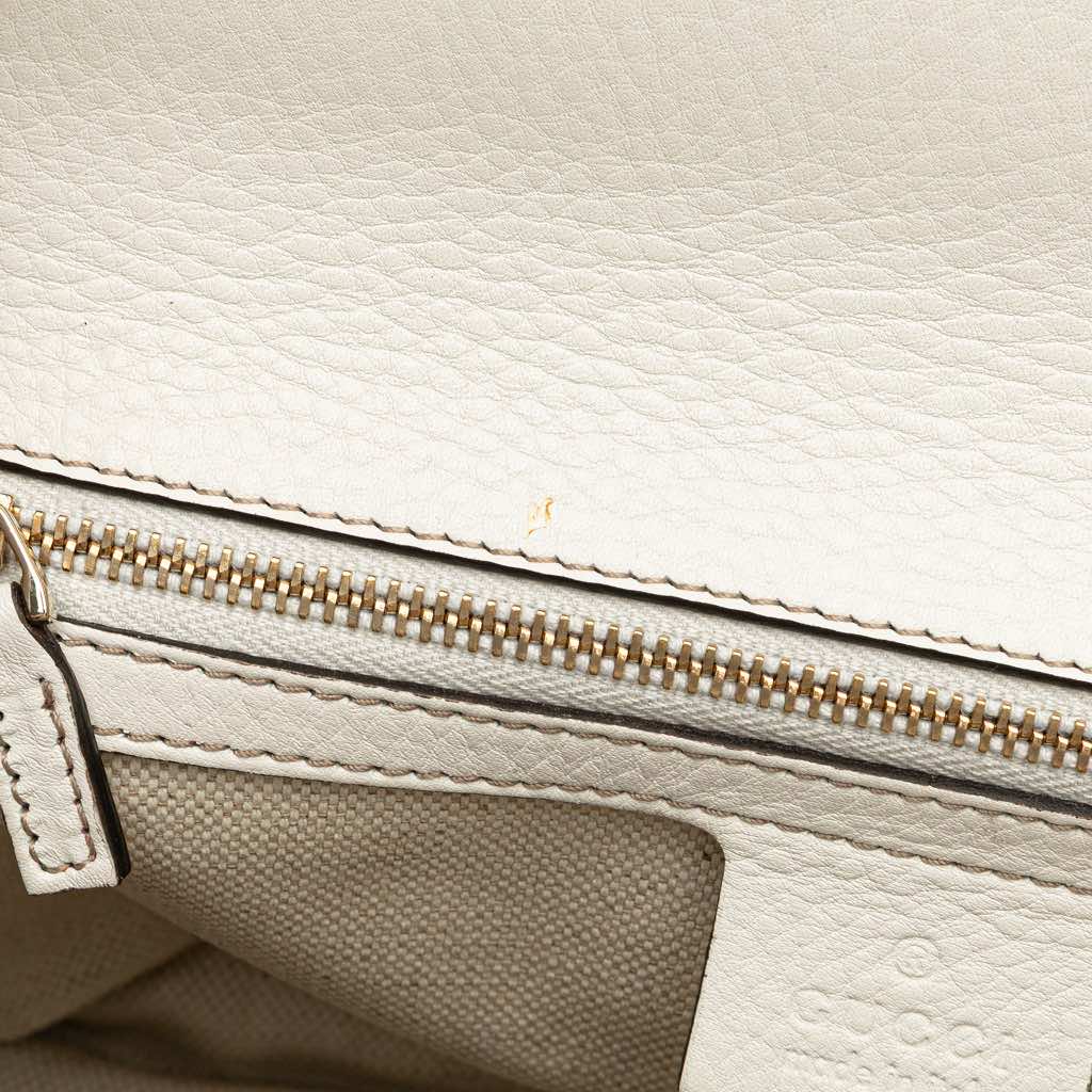 Gucci Medium GG Canvas New Bamboo Satchel - Image 12