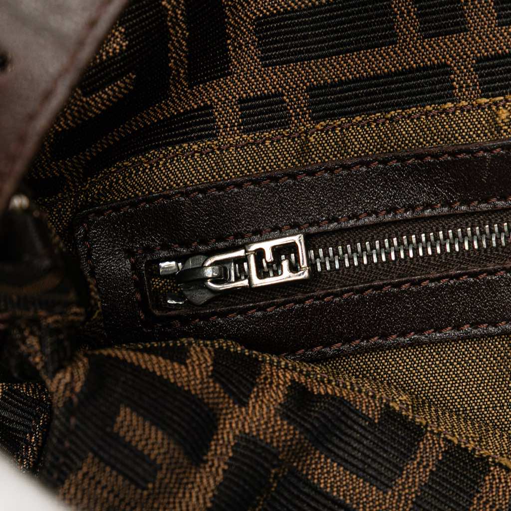 Fendi Zucca Canvas Shoulder Bag - Detail 1