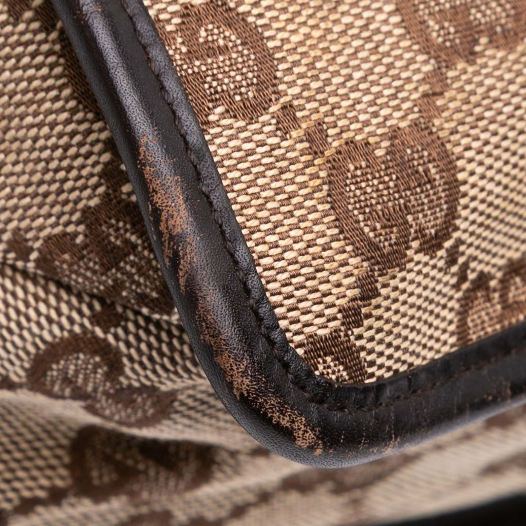 Gucci GG Canvas Messenger Bag - Image 11