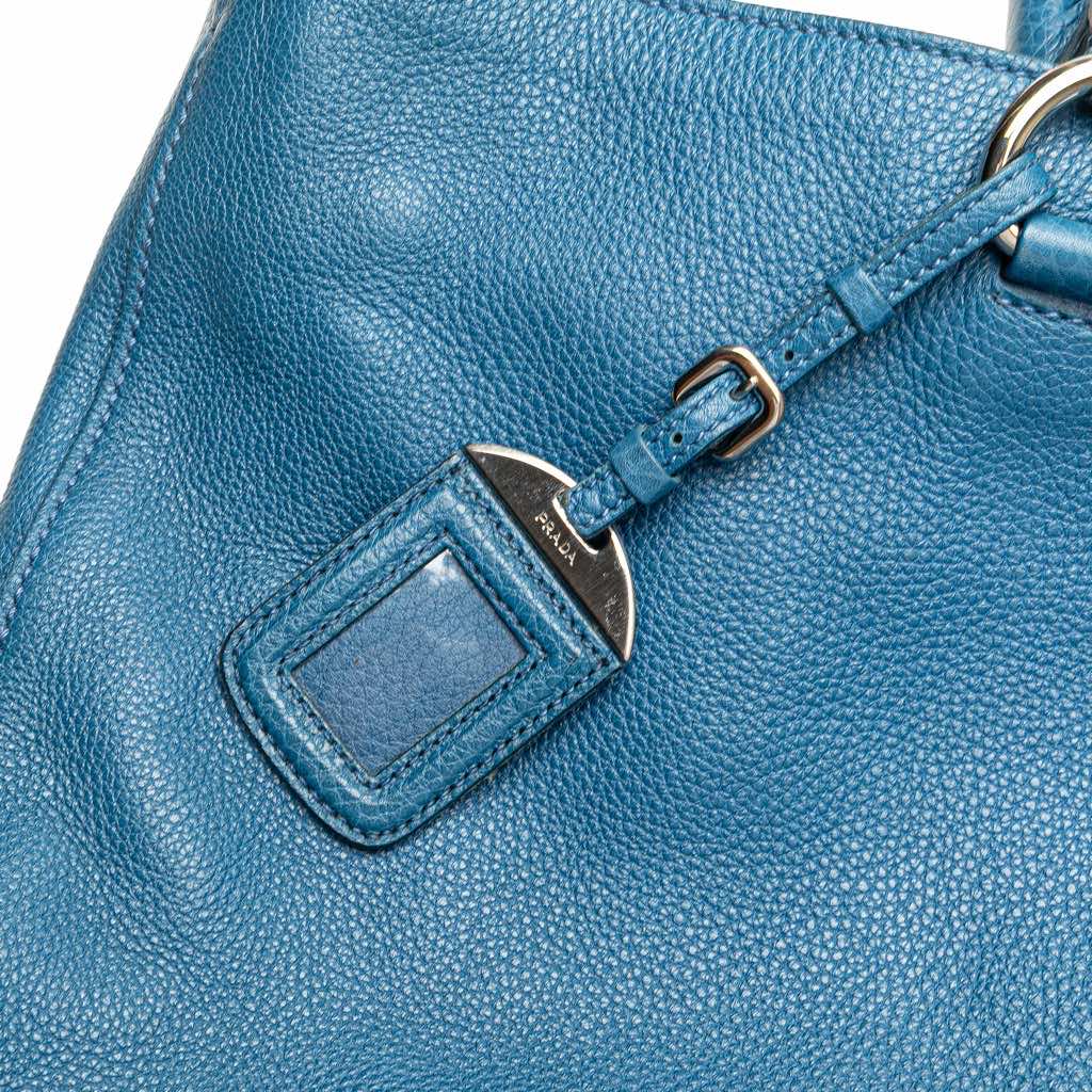 Prada Vitello Daino Open Convertible Tote - Detail 2