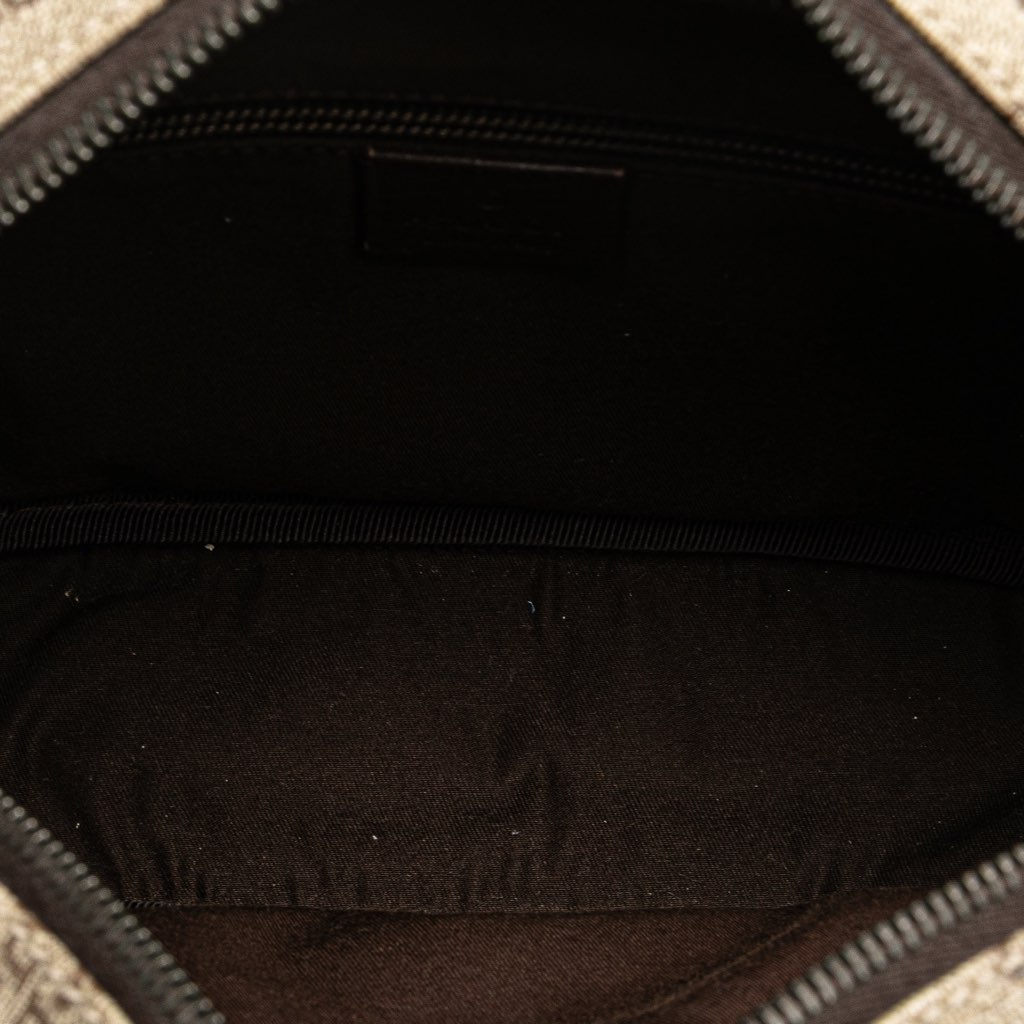 Gucci GG Supreme Crossbody - 4