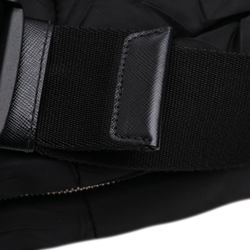 Prada Quilted Tessuto Messenger Bag - Image 13
