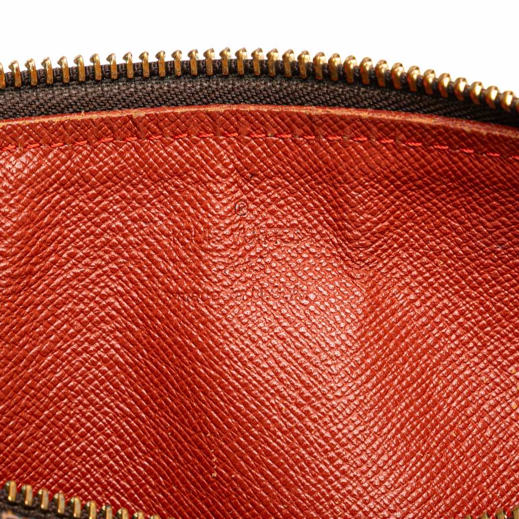 Louis Vuitton Damier Ebene Papillon 26 - Side view