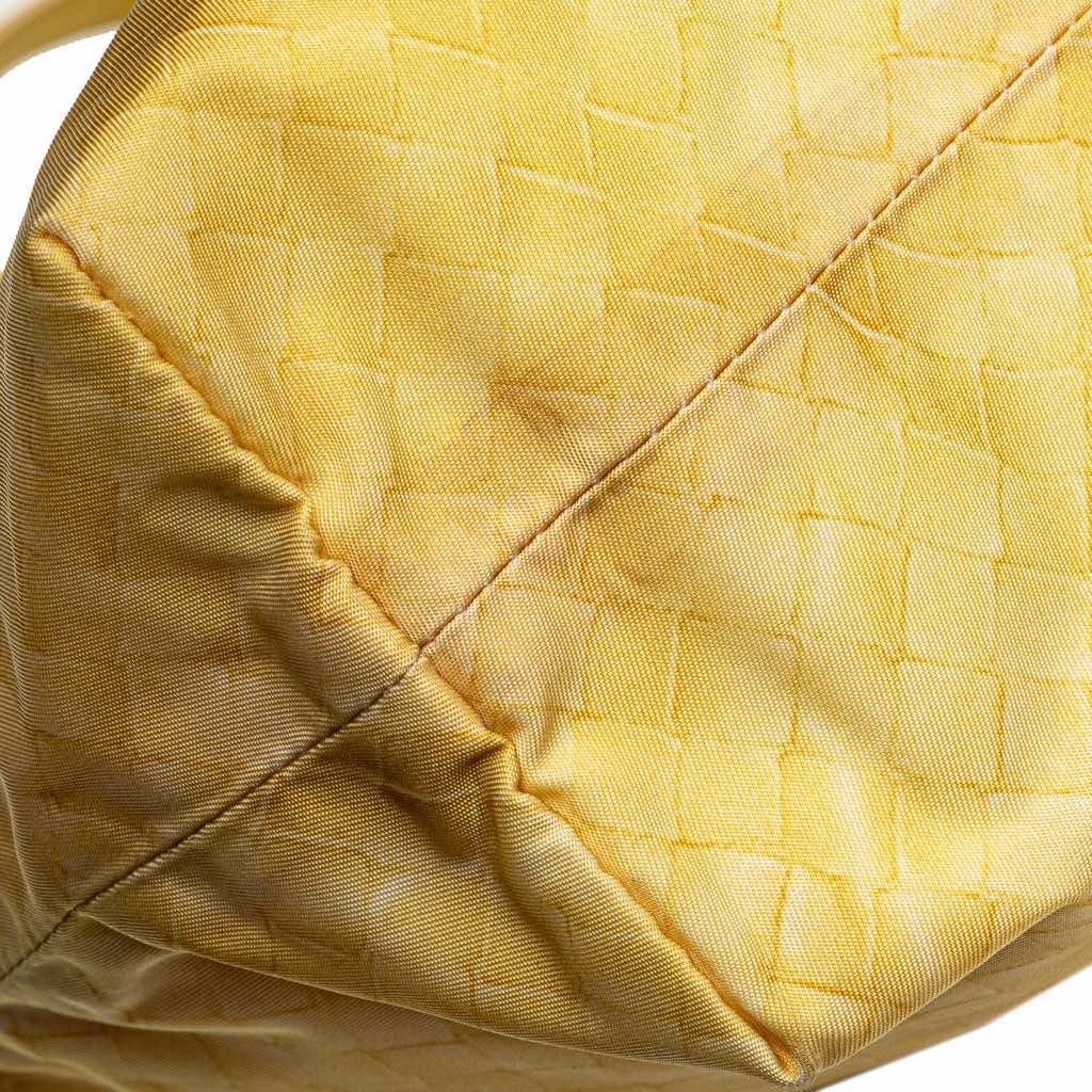 Bottega Veneta Nylon Intrecciolusion Tote - Detail 1