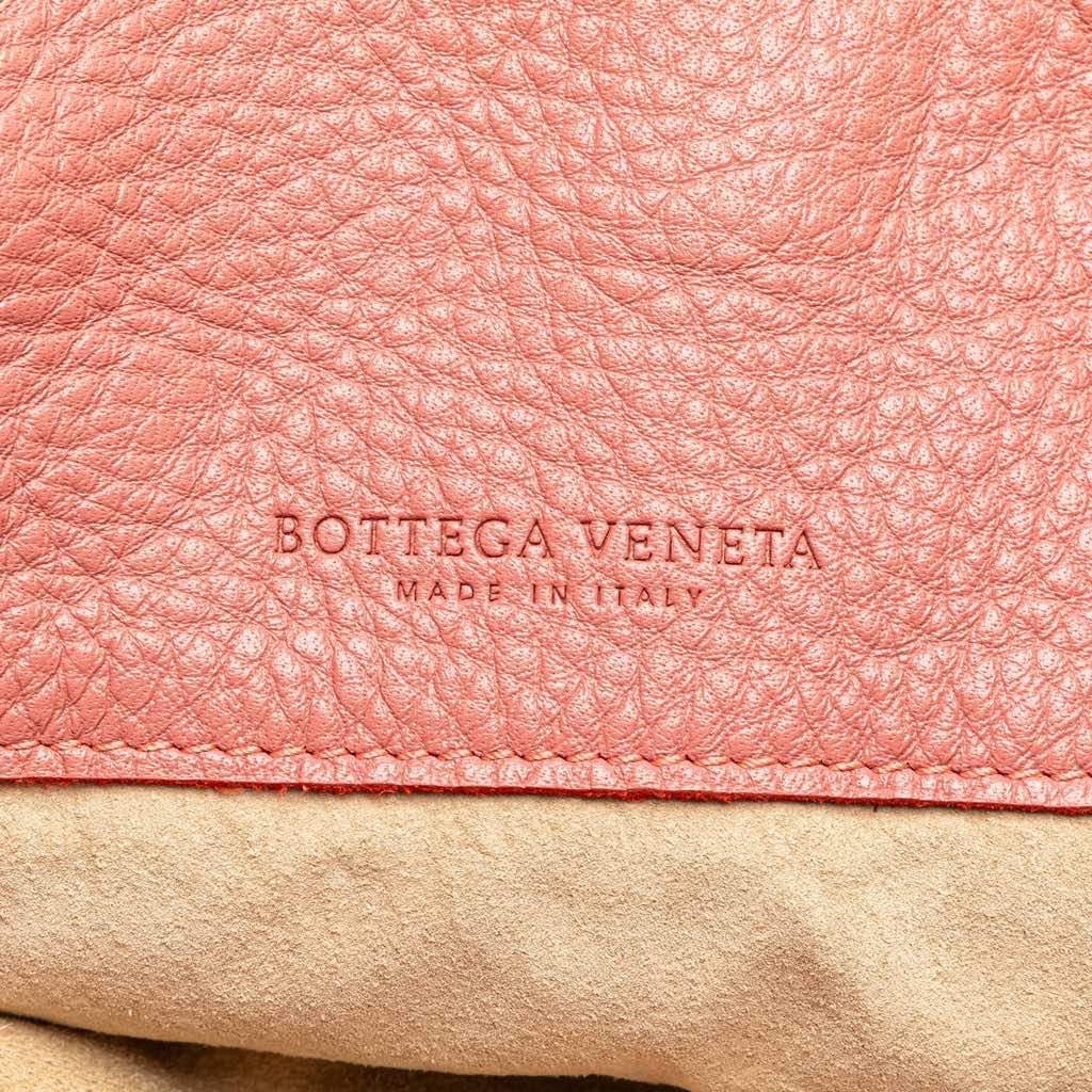 Bottega Veneta Small Intrecciato Trimmed Cervo Bucket Bag - Side view