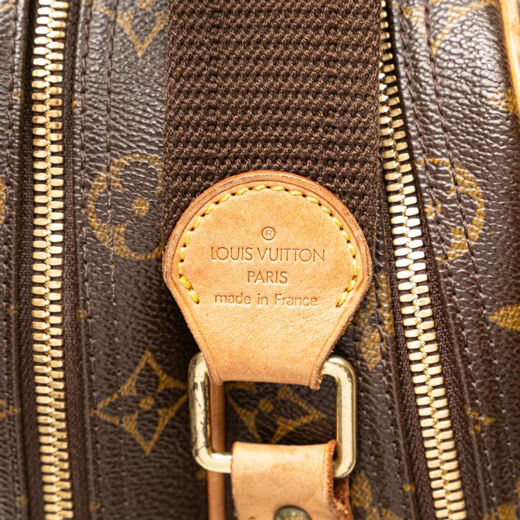 Louis Vuitton Monogram Reporter GM - Side view