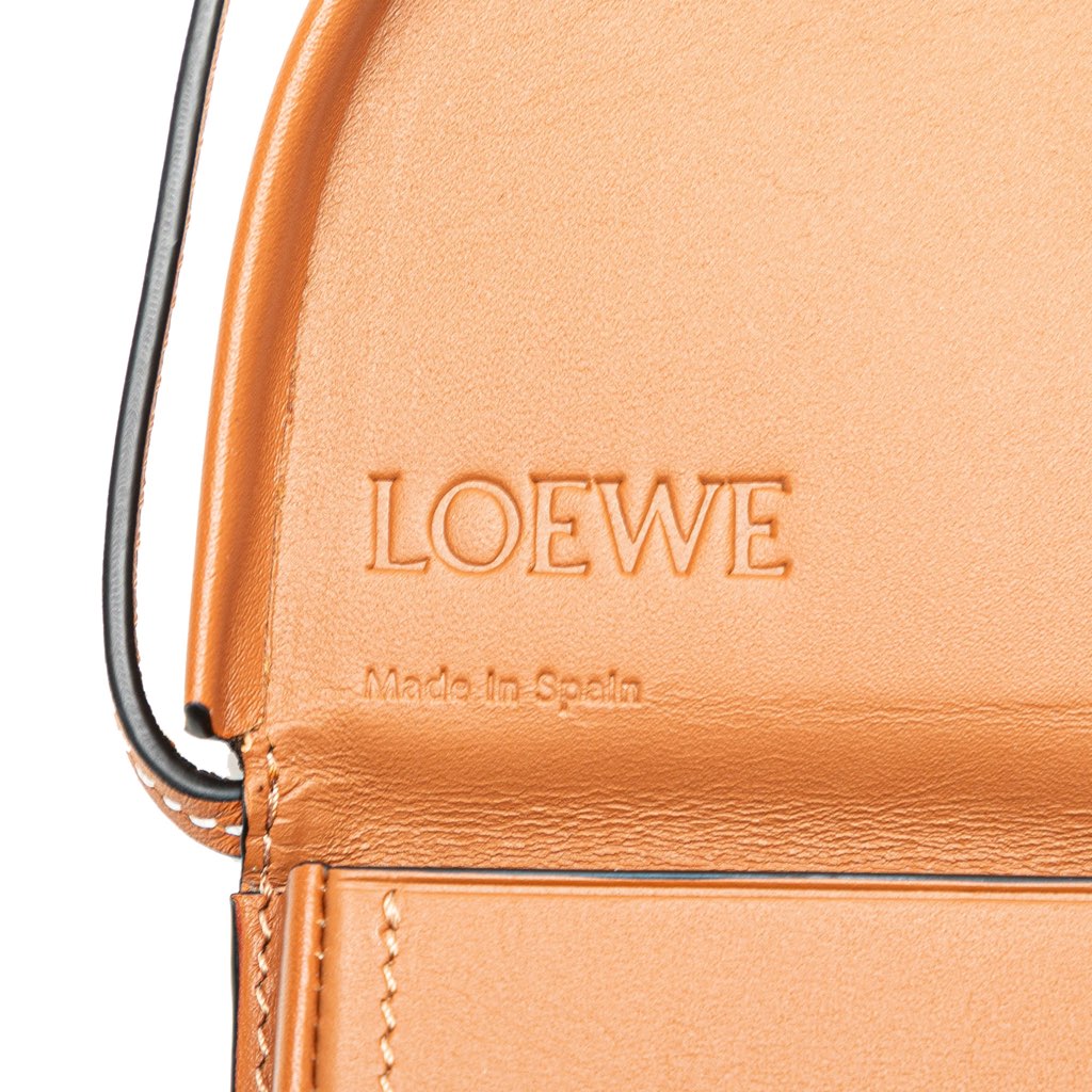 Loewe Mini Soft Calfskin Heel Pouch - Detail 1